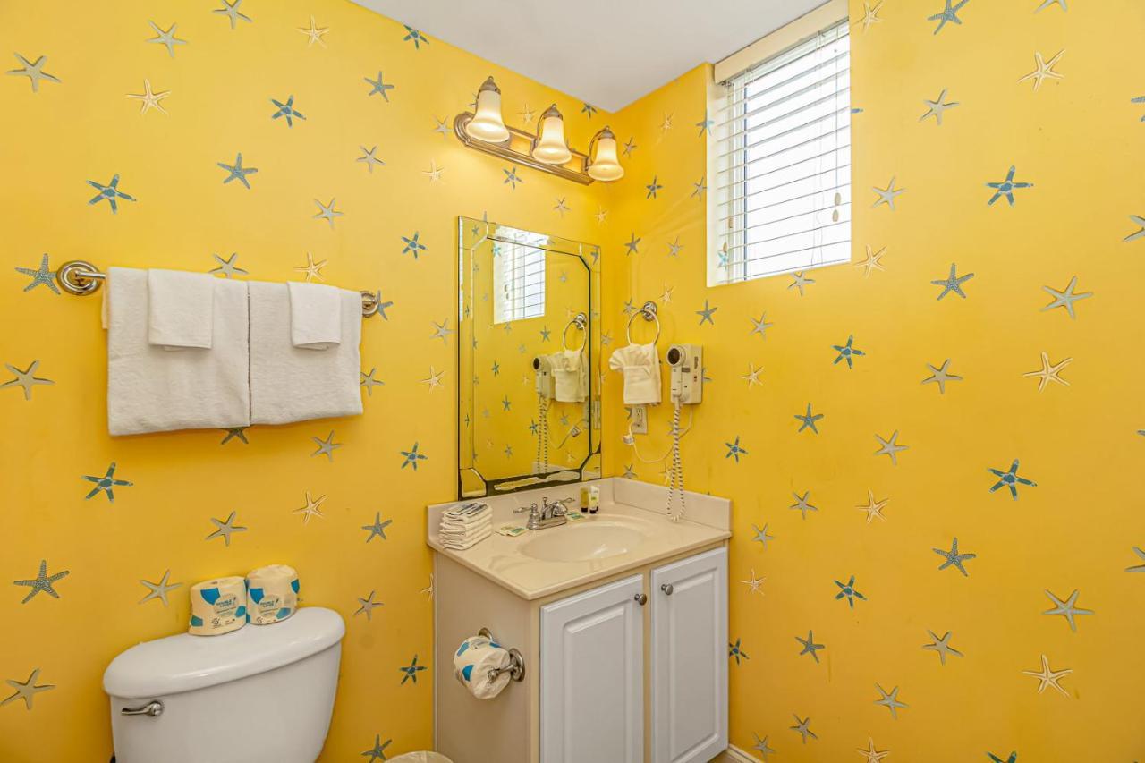 Ocean Breeze Luxury Villas 3D, Nicely Updated! Across From The Ocean! Sleeps 18 ! Myrtle Beach Room photo